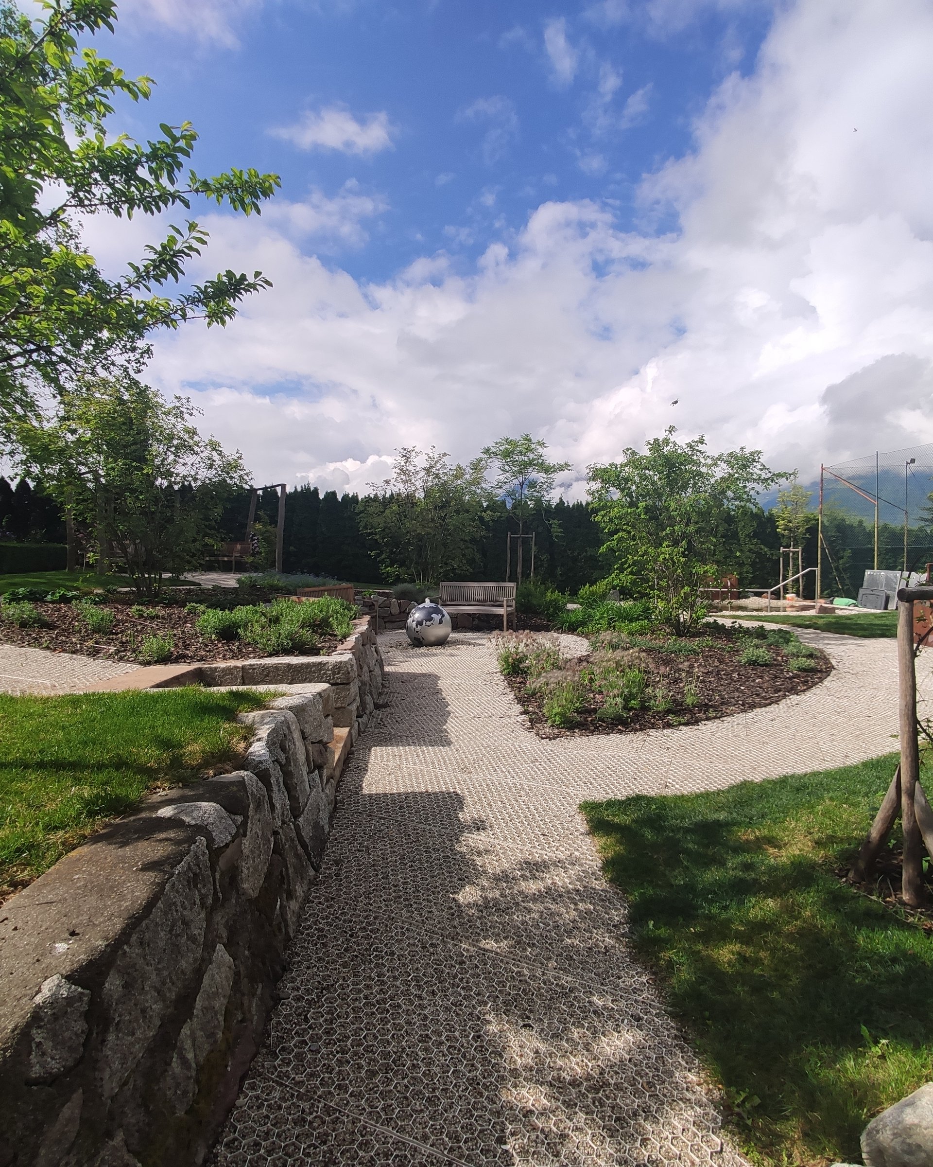 Tetti verdi fotovoltaici - fotovoltaico su tetto Tetti verdi fotovoltaici - fotovoltaico su tetto