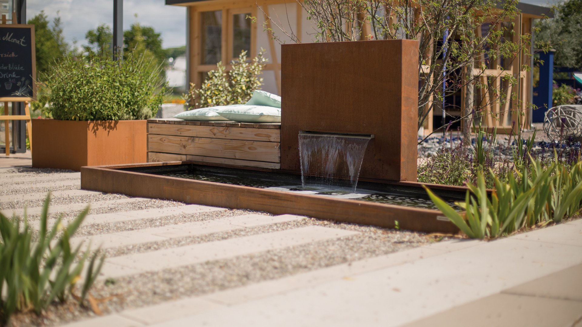 Gartenbrunnen & Gartenteiche vom Profi Gartenbrunnen & Gartenteiche vom Profi