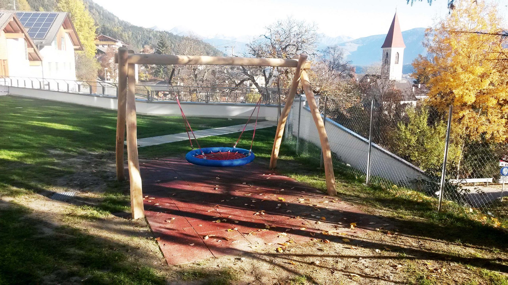 Realizzazione parchi giochi per bambini Realizzazione parchi giochi per bambini