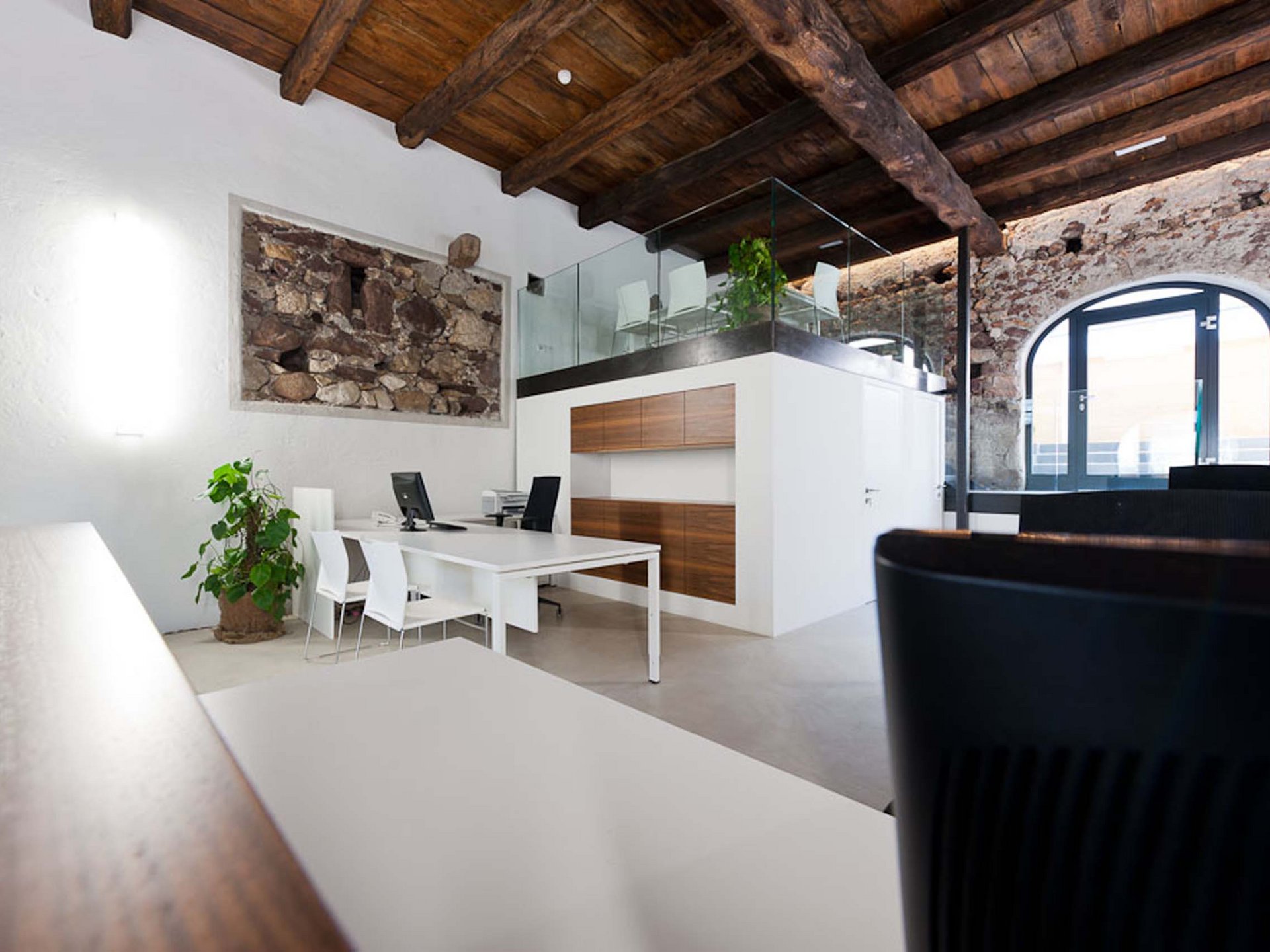 Vieni a vedere il nostro showroom. Vieni a vedere il nostro showroom.