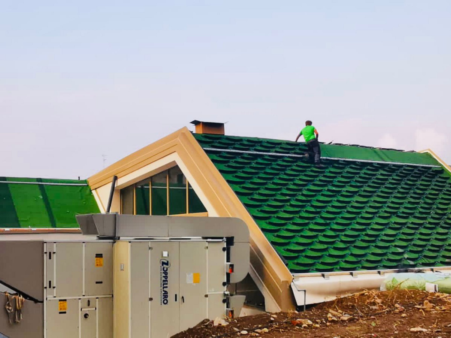 Tetti spioventi del professionista Rasenfix Tetti spioventi del professionista Rasenfix