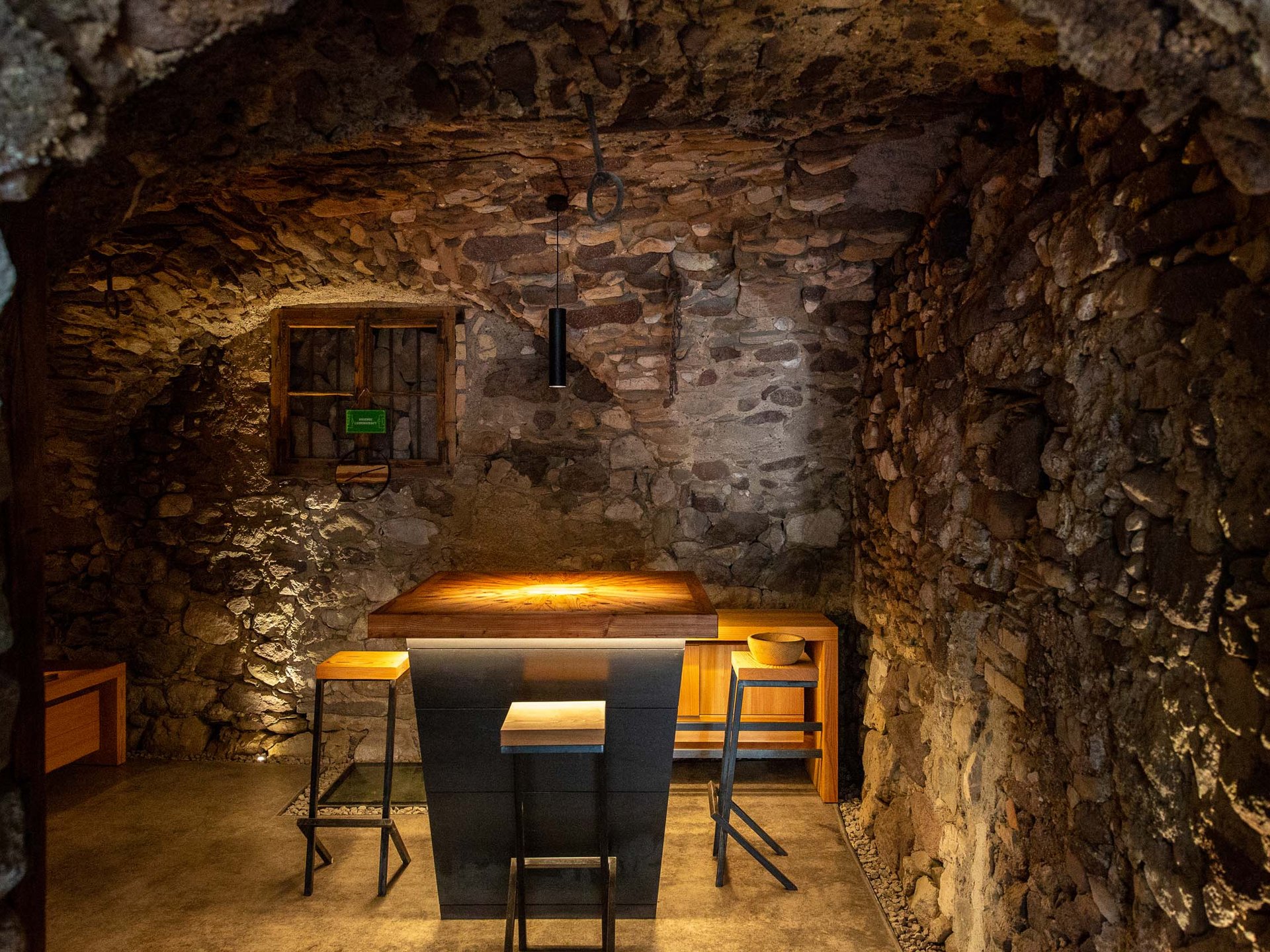 Vieni a vedere il nostro showroom. Vieni a vedere il nostro showroom.