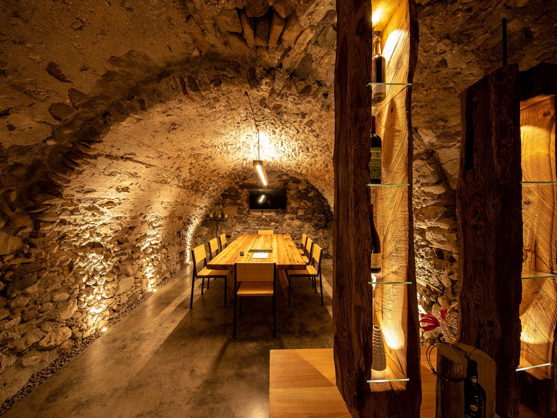 Vieni a vedere il nostro showroom. Vieni a vedere il nostro showroom.