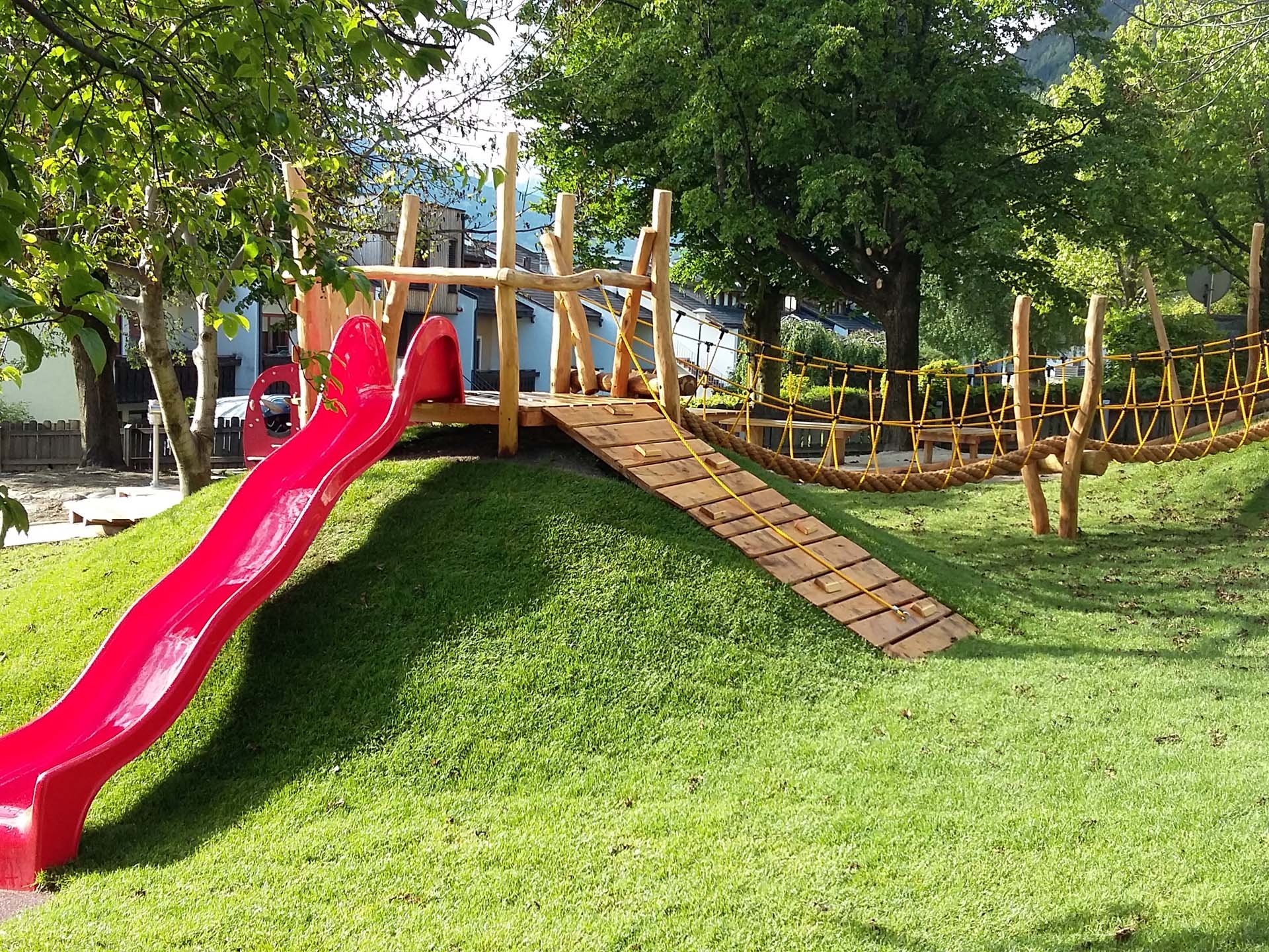 Realizzazione parchi giochi per bambini Realizzazione parchi giochi per bambini