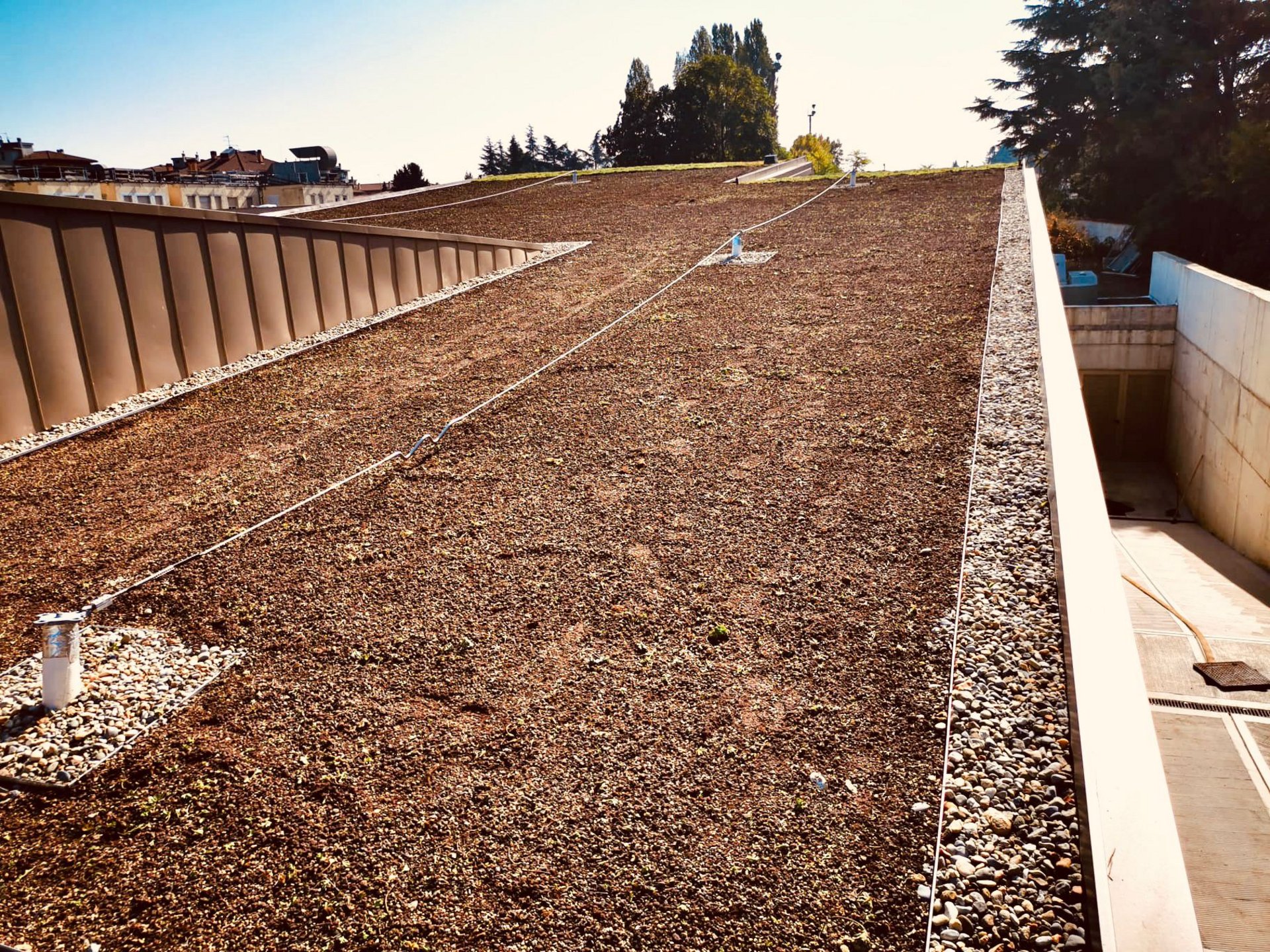 Tetti spioventi del professionista Rasenfix Tetti spioventi del professionista Rasenfix