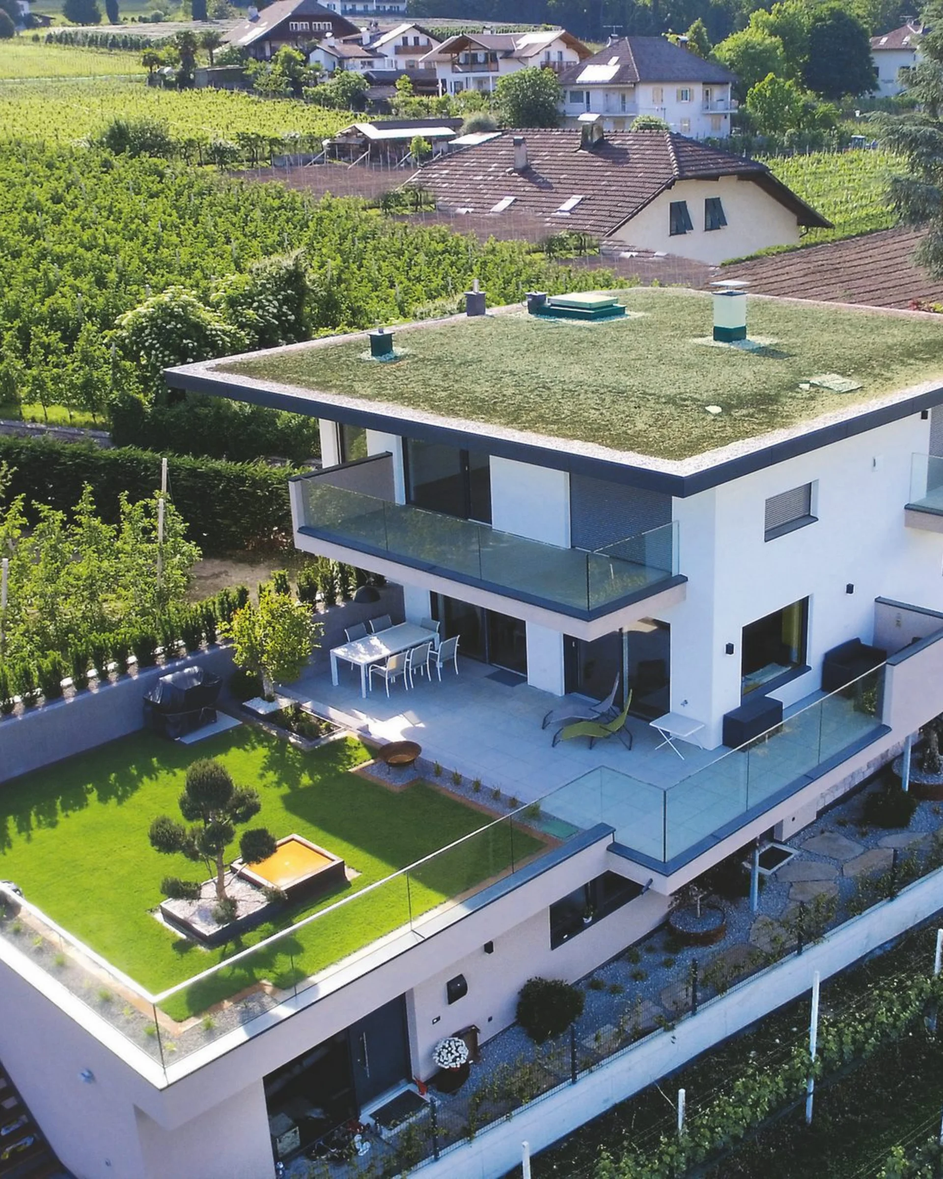 Solargründach von Rasenfix: höchste Effizienz Solargründach von Rasenfix: höchste Effizienz
