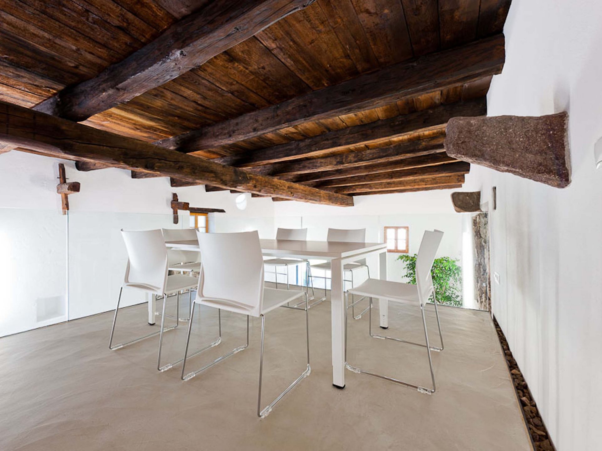 Vieni a vedere il nostro showroom. Vieni a vedere il nostro showroom.