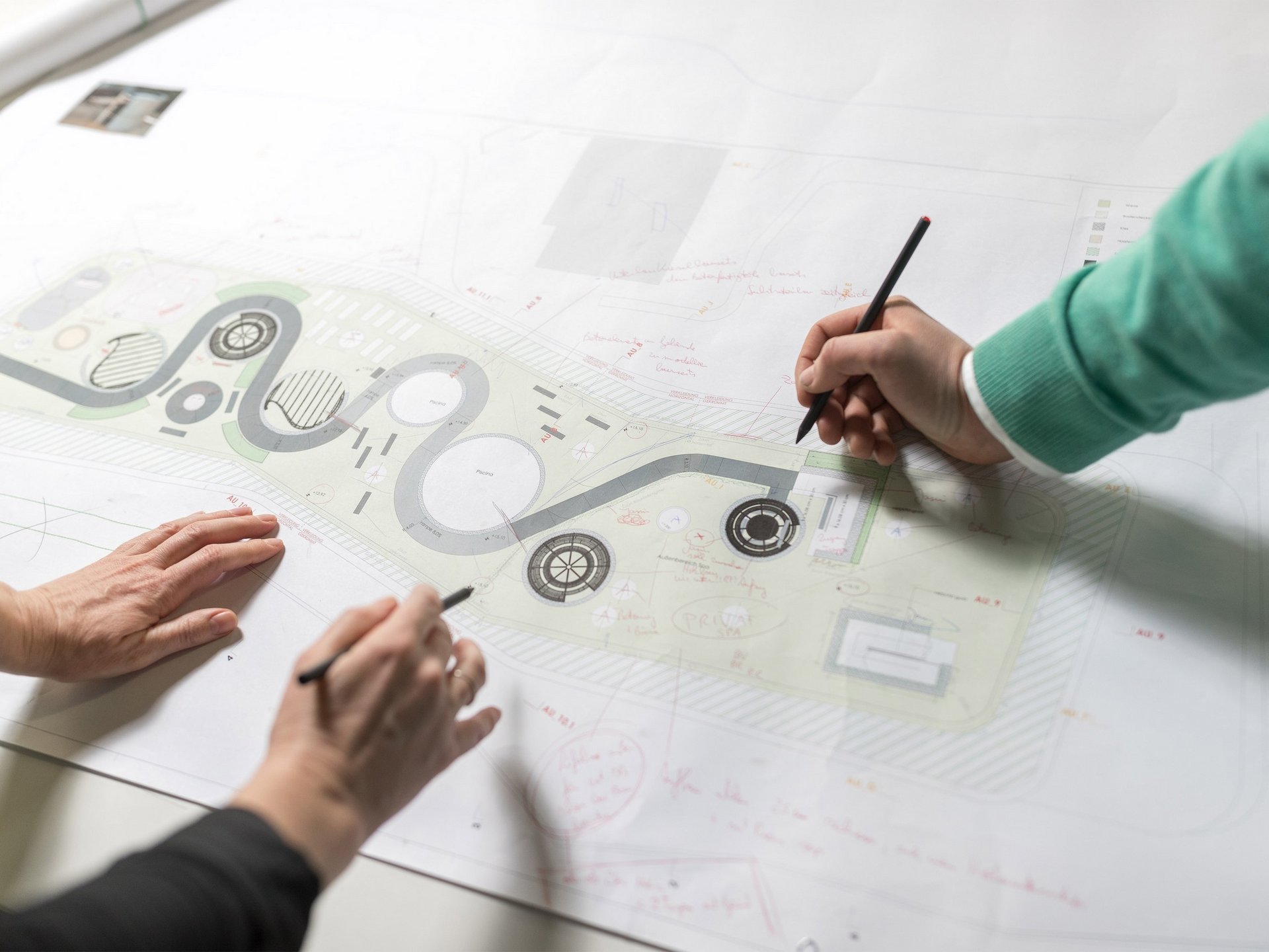 Chi si occupa del tuo garden design? Rasenfix! Chi si occupa del tuo garden design? Rasenfix!