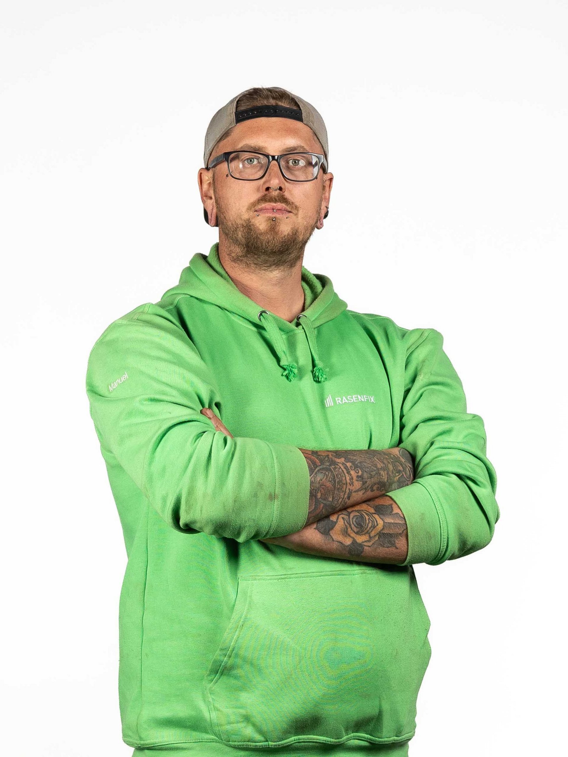 Dach begrünen. Natur lieben. Dich glücklich sehen. Das Team. Dach begrünen. Natur lieben. Dich glücklich sehen. Das Team.