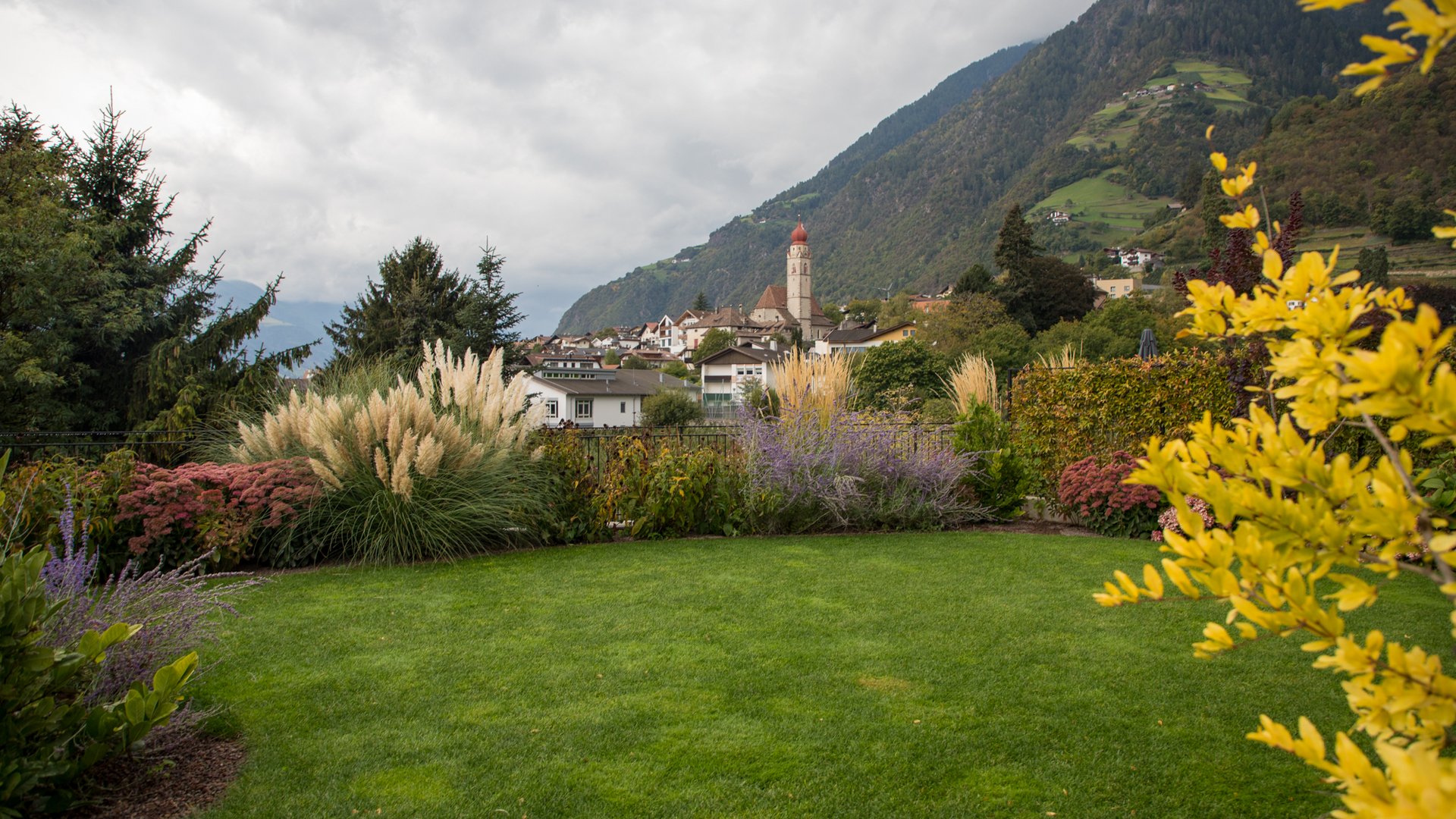 Gartengestaltung Südtirol - Profi in deiner Nähe Gartengestaltung Südtirol - Profi in deiner Nähe