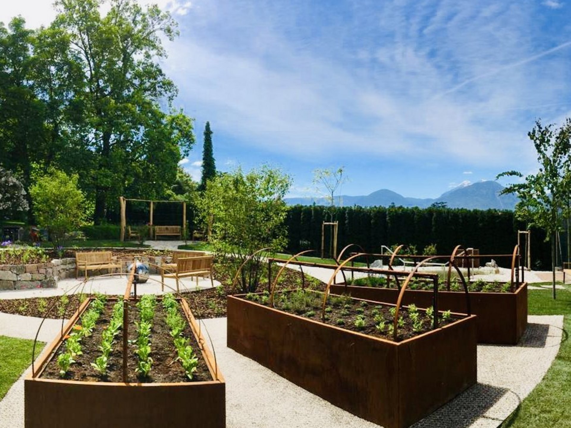 Progettazione e realizzazione giardini Progettazione e realizzazione giardini