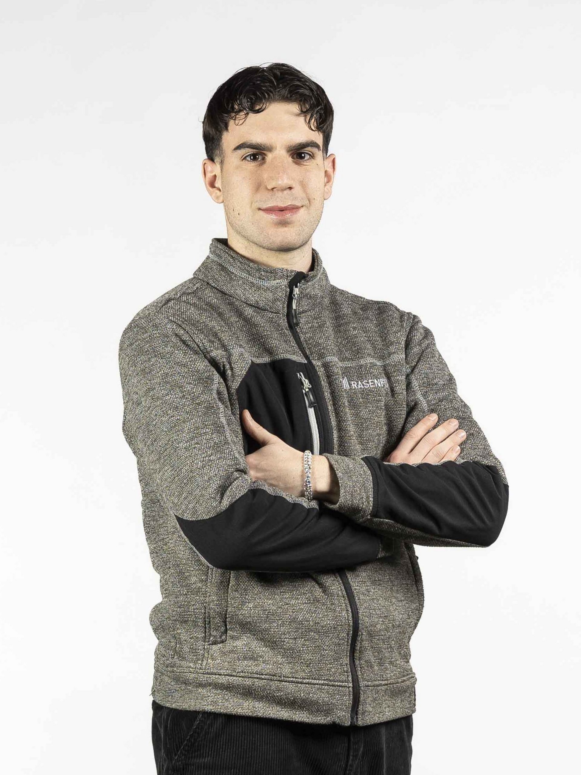 Dach begrünen. Natur lieben. Dich glücklich sehen. Das Team. Dach begrünen. Natur lieben. Dich glücklich sehen. Das Team.