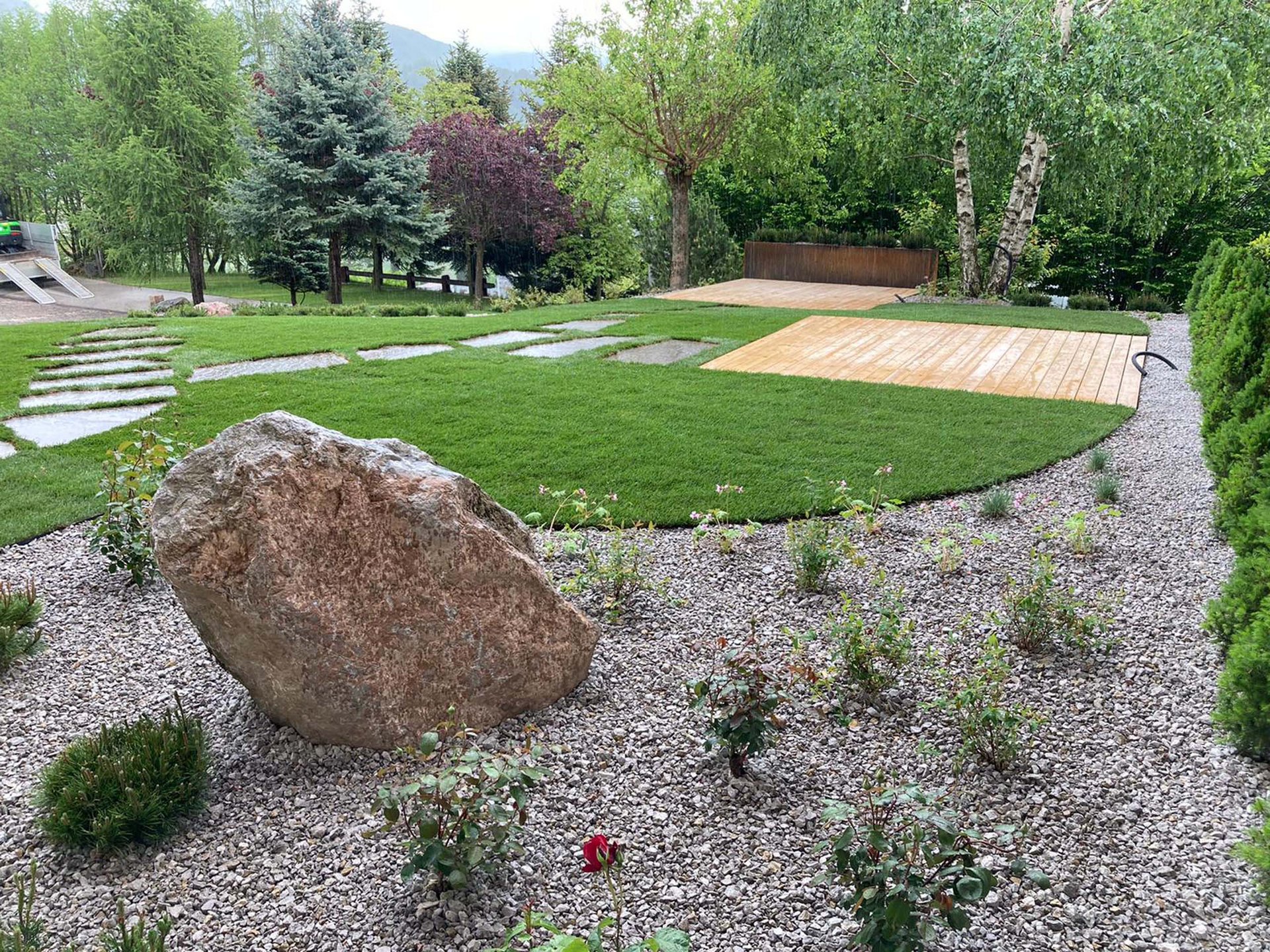 Garni Lilly Garni Lilly