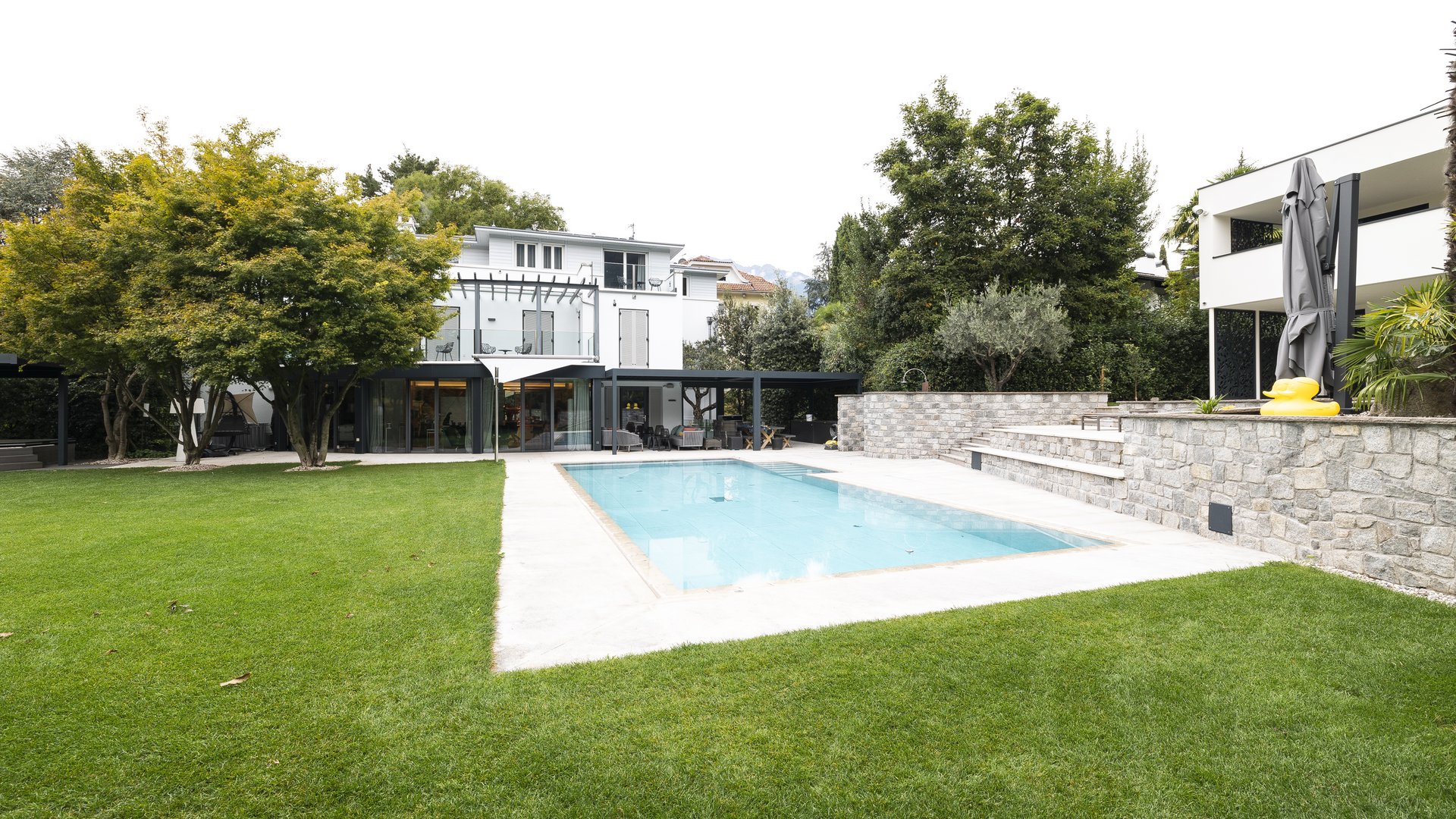 Private Gardening: der Privatgarten von Rasenfix Private Gardening: der Privatgarten von Rasenfix